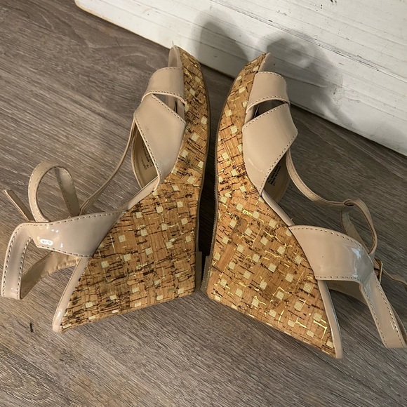 Madden Girl Beige Wedge Sandals - Picture 4 of 5
